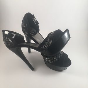 G by Guess  Normi  Platform Heels